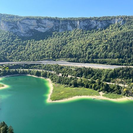 Lumineux, Centre-Ville D'Oyonnax, A 2 Pas Des Lacs Exteriér fotografie